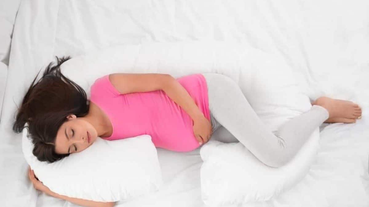 Body Aches prevention with pregnancy pillow