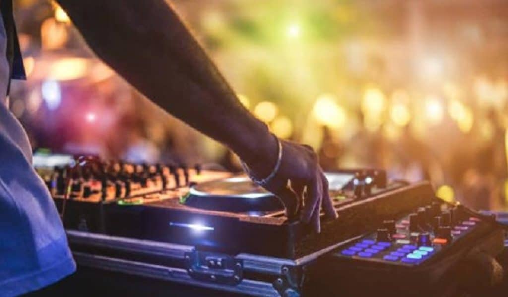 Ins and outs of dj equipment