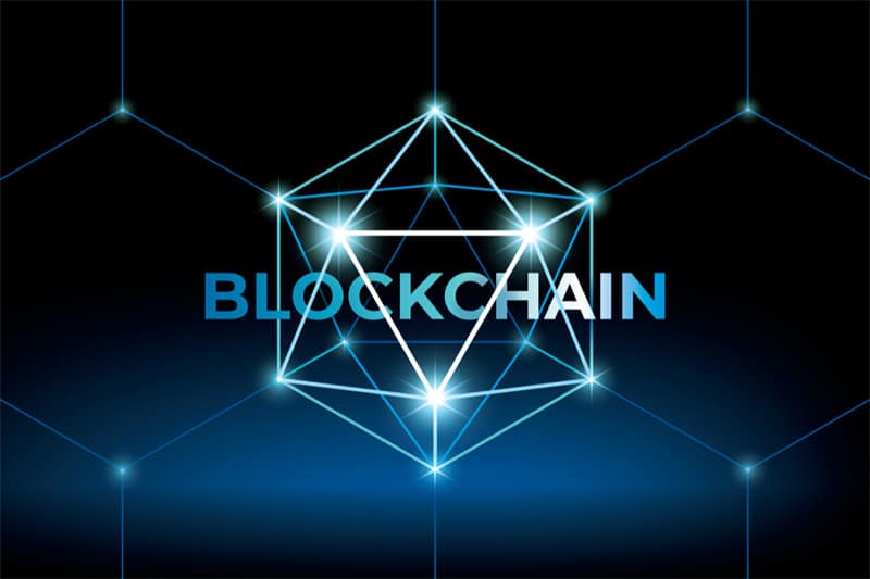 Blockchain to improve digital identity