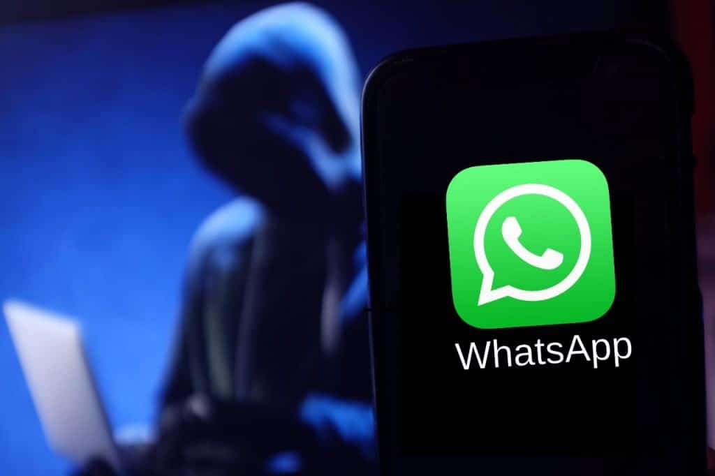 Hack WhatsApp by Spammy Link to
