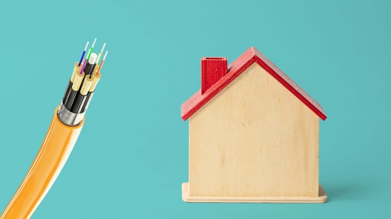 Installing Fiber Optic Cables in Home