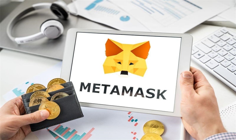Sending Bitcoin to Metamask