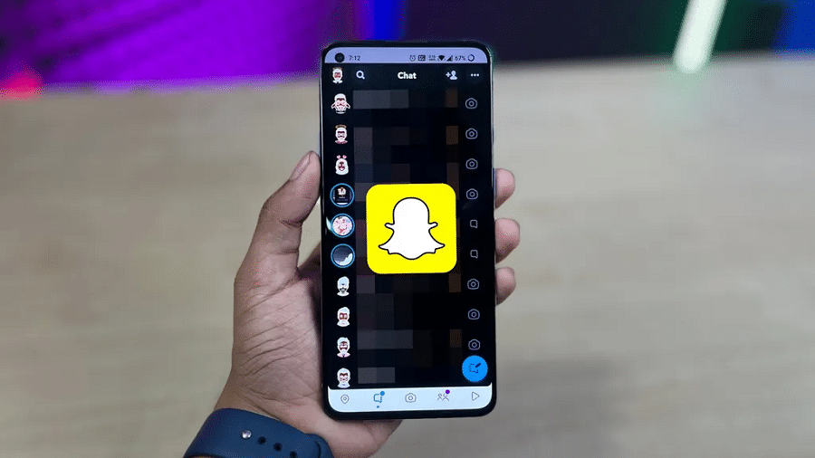 Use Snapchat to Take a Picture of the Device’s Screen