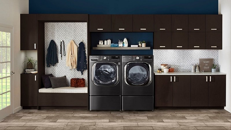 Unraveling the Tech Behind a Successful Laundromat Business