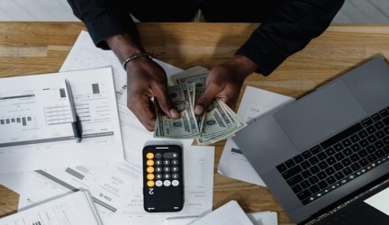 A Super Simple Guide For a Successful Payroll Management