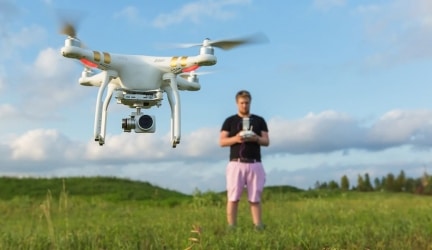 5 Amazing Ways People Use Drone Technology