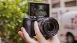 Best Vlogging Cameras – Buyers Guide and Review